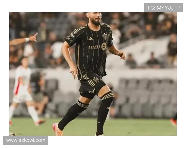 吉鲁：法甲球员频被富有俱乐部挖走 与意甲水平差距不大