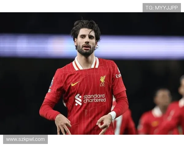 索博斯洛伊闪耀全场传射建功关键五传助球队赢得高分