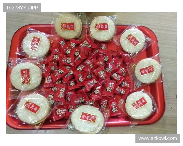 斯普利特赛后透露被冷水泼全身湿透 看到球员笑容感到非常棒