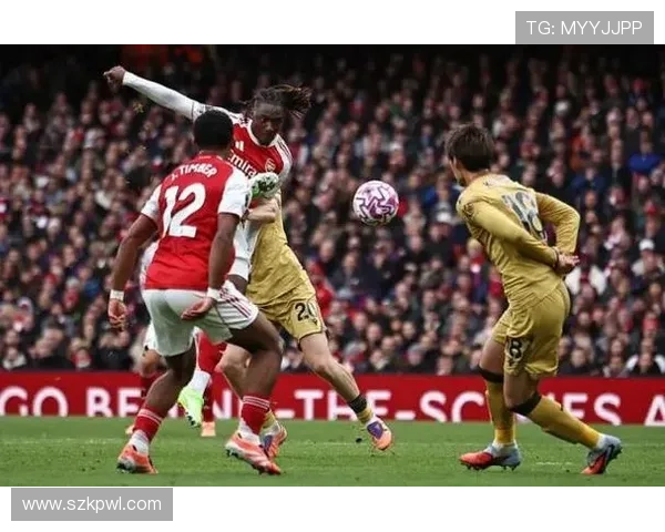 阿森纳旧将埃泽奉献制胜球，斩旧主登峰造极